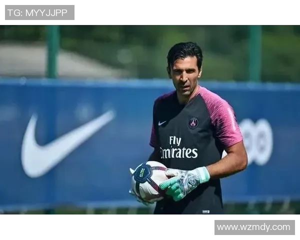 足球老子的传奇人生与他在绿茵场上的辉煌成就与影响力探讨 足球老子的传奇人生与他在绿茵场上的辉煌成就与影响力探讨